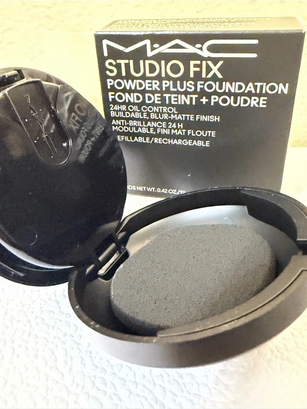 MAC Studio Fix Powder Plus Foundation NC10 -